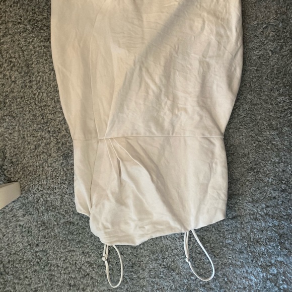 White Lulu’s Dress - Picture 3 of 3